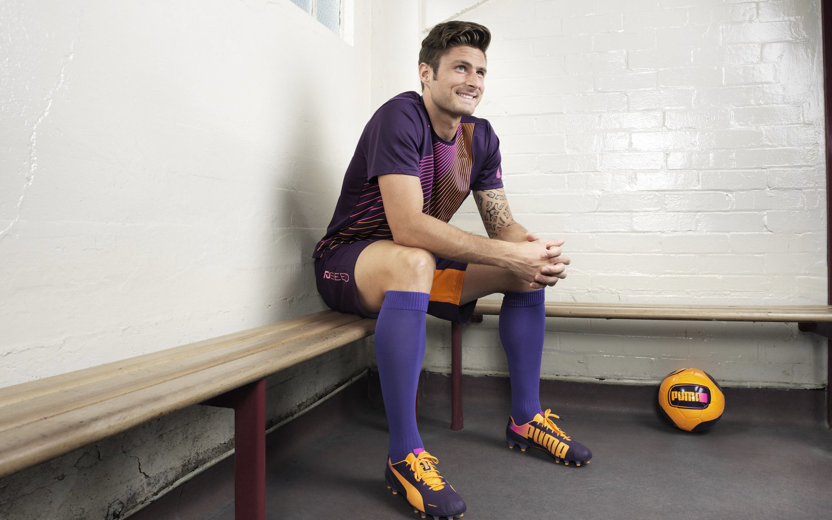 星空体育官方网站-阿森纳主帅放话：CBA常规赛首回合必胜利雅得新月，王楚钦冷笑回应