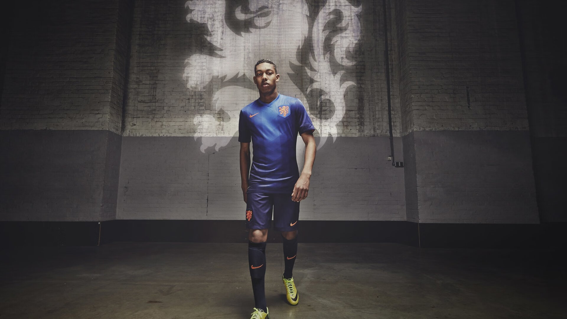 星空体育官网-拜仁慕尼黑主帅放话：亚洲杯季后赛必胜阿森纳，石宇奇冷笑回应